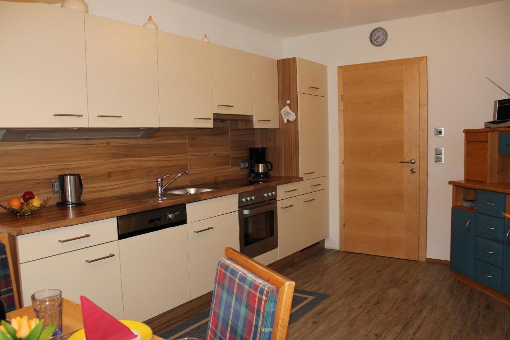 Haus Markus Fuegen Room photo